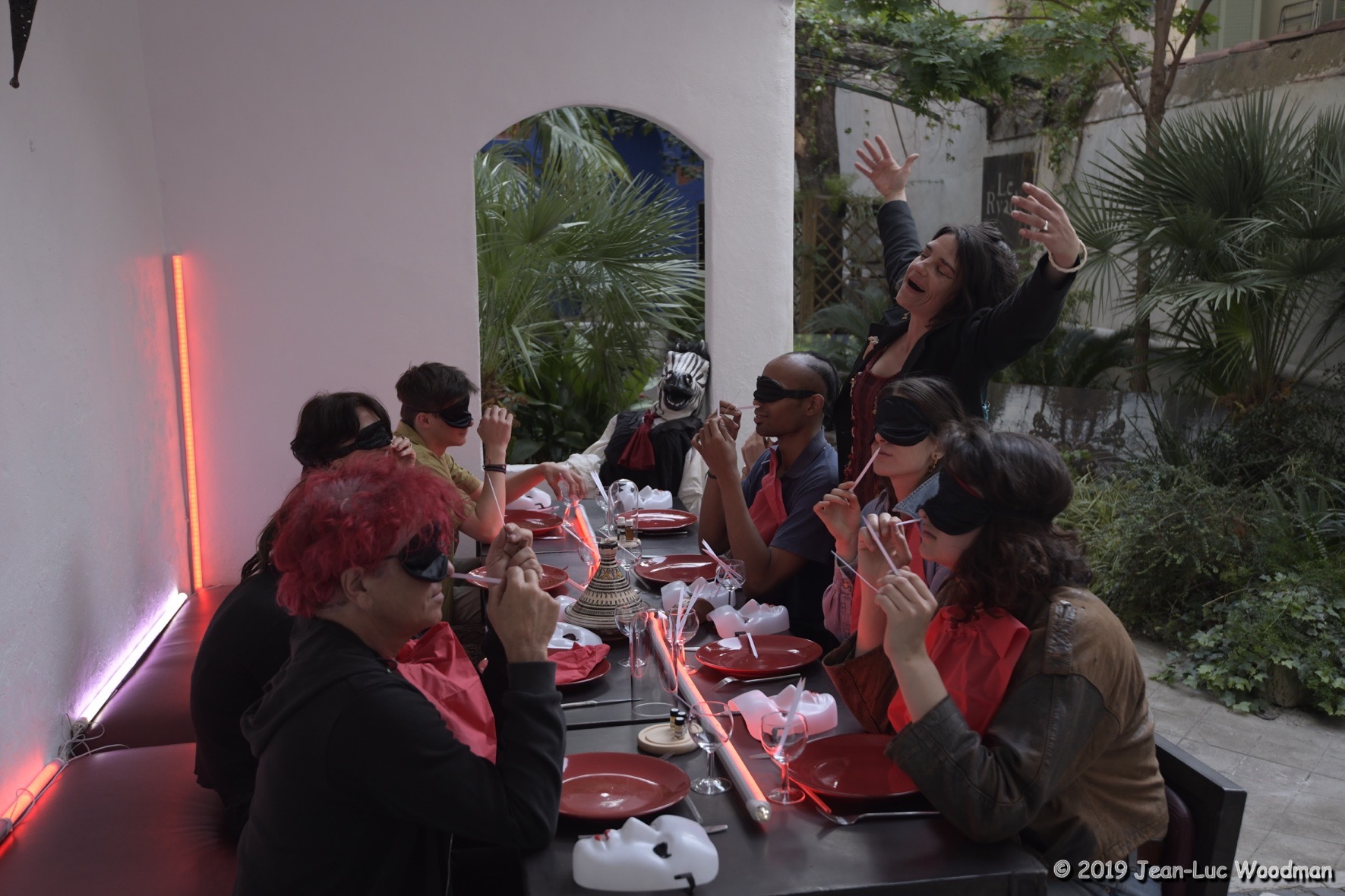 performance olfactive immersive où l'on se nourrit d'odeurs